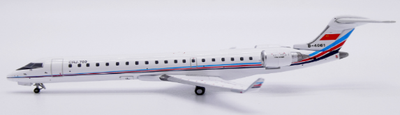 LH4353 | JC Wings 1:400 | Bombardier CRJ-700 China Air Force B-4061