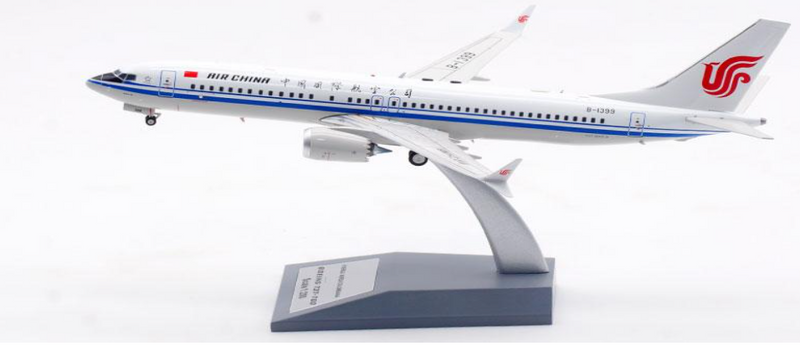 AV2102 | Aviation 200 1:200 | Boeing 737-8 MAX B-1399 Air China | is due December 2024