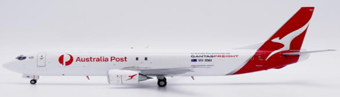 XX20395 | JC Wings 1:200 | Boeing 737-400(SF) Qantas Freight Australia Post VH-XNH | is due March 2025