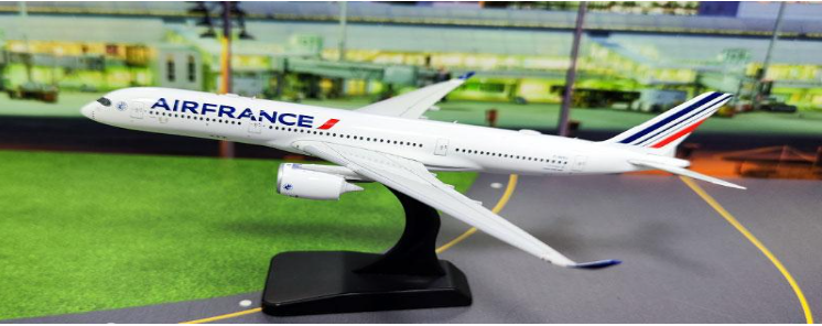 AV4250 | Aviation 400 1:400 | Airbus A350-941 Air France F-HUVJ | is due March 2025