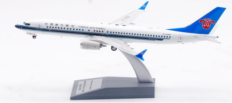 AV2104 | Aviation 200 1:200 | Boeing 737-8 MAX B-205P China Southern Airlines | is due December 2024