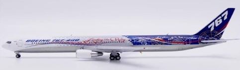 LH4369 | JC Wings 1:400 | Boeing 767-400ER House Color Leading the Way Polished N76400 With Antenna | is due March 2025