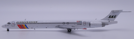 LH4394 | JC Wings 1:400 | McDonnell Douglas MD-90 SAS Scandinavian Airlines OC LN-ROB