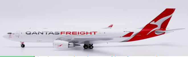 XX40247 | JC Wings 1:400 | Airbus A330-200(P2F) Qantas Freight Reg: VH-EBE | is due July 2025