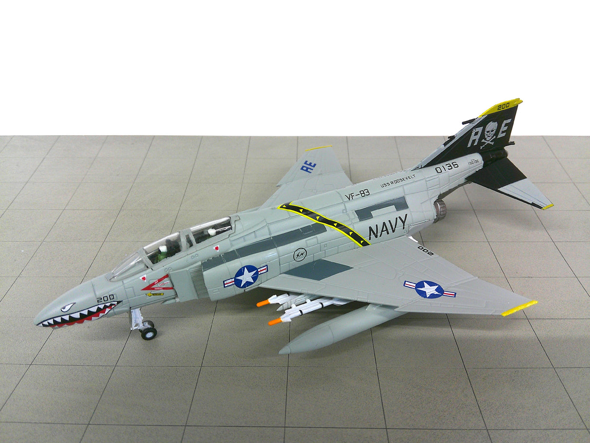 14+010 | 14+ Models 1:100 plastic | McDonnell Douglas F-4B 150136 VF-83 US Navy