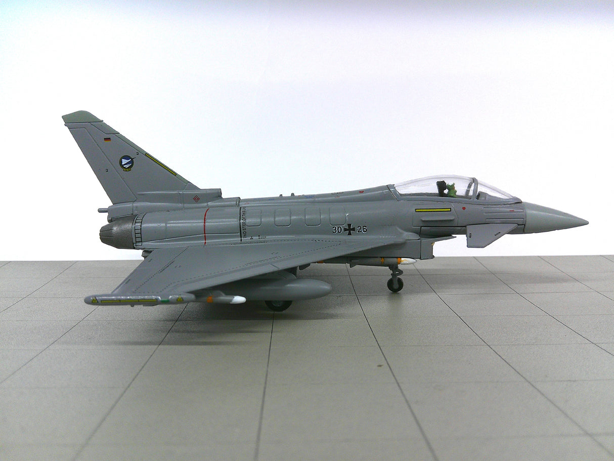 14+006 | 14+ Models 1:100 plastic | Eurofighter 2000 30 + 26 Luftwaffe