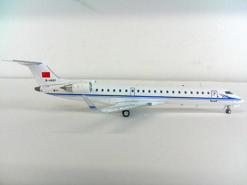 P-200-05-02 | Patriot Models 1:200 | Canadiar CRJ-700 B-4661 Peoples Liberation Army Navy