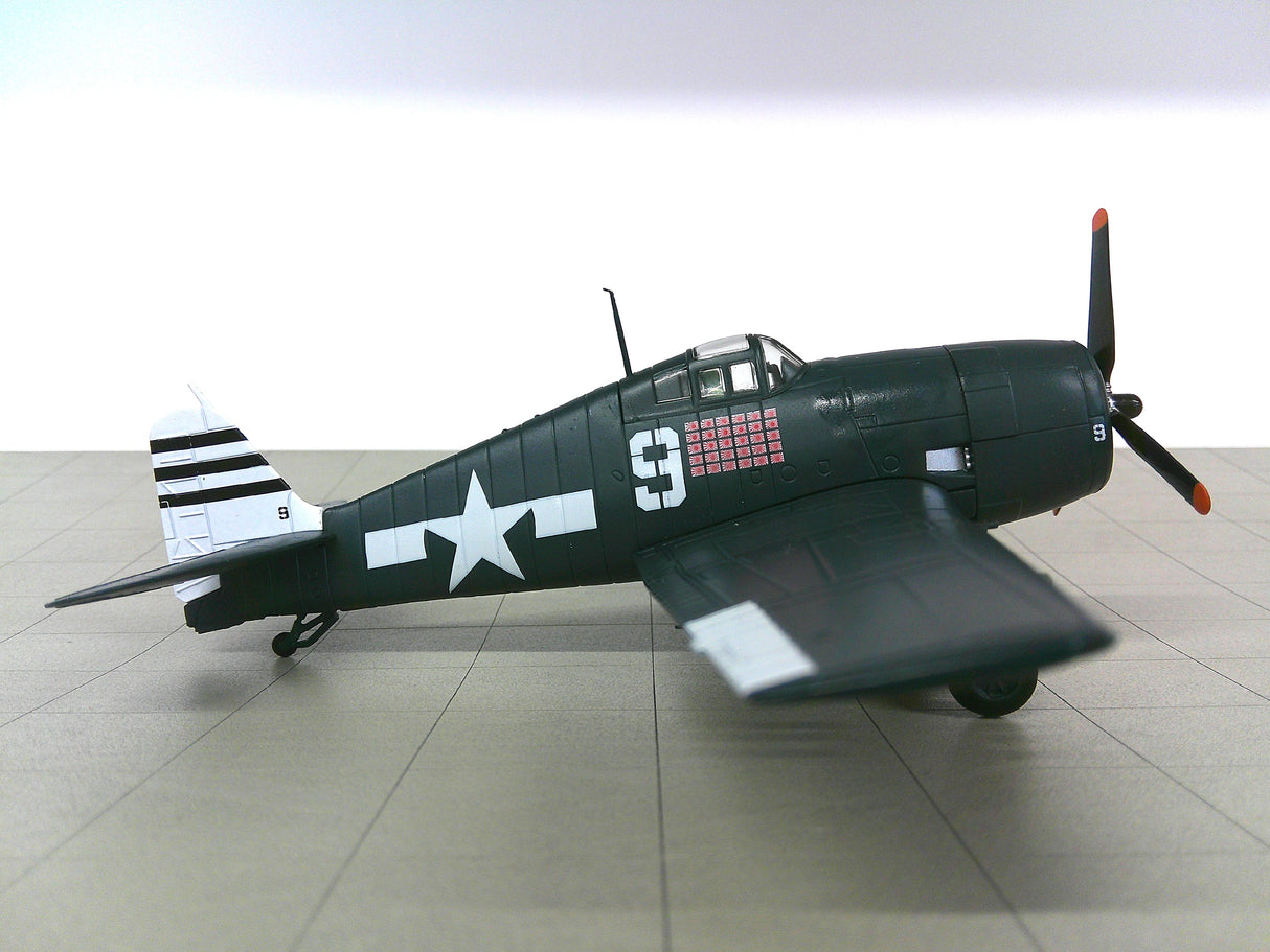14+013 | 14+ Models 1:72 plastic | Grumman F6F US Navy