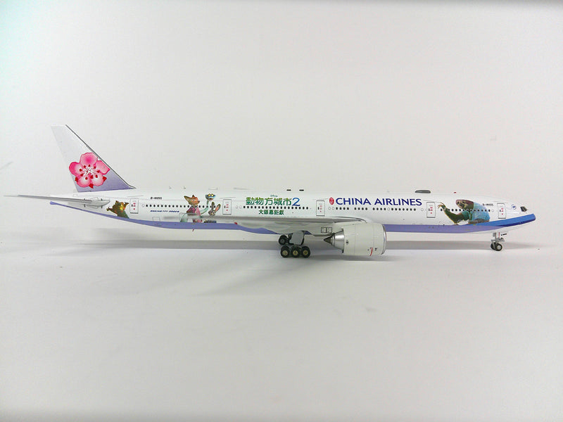 AV4409 | Aviation400 | Boeing 777-300 B-18055 China Airlines