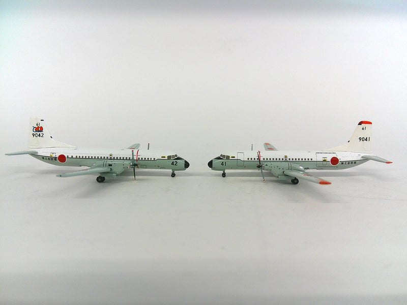 YSS41102 | Hogan Wings 1:400 | YS-11 9041 and 9042 JMSDF twin pack **Pre Owned**