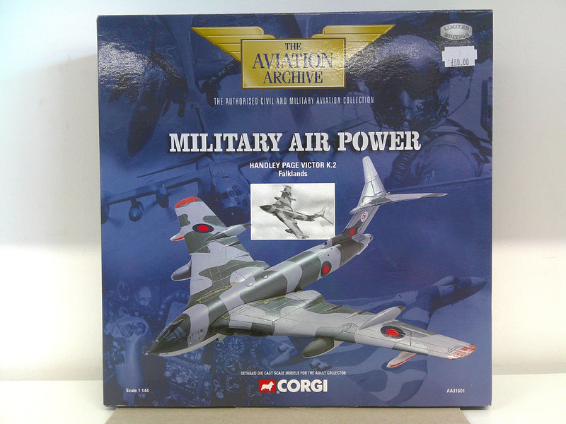 807903316012 | AA31601 | Corgi 1/144 Die-Cast | Handley-Page Victor K.2 RAF XL189