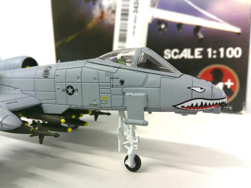 LPN WE 084373434 | Unknown Manufacturer 1:100 | Fairchild A-10 Thunderbolt II USAF **PRE OWNED**