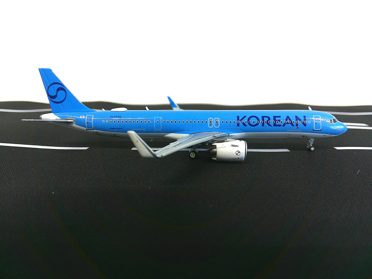 B420601 HX Models 1:400 Airbus A321neo Korean HL8509