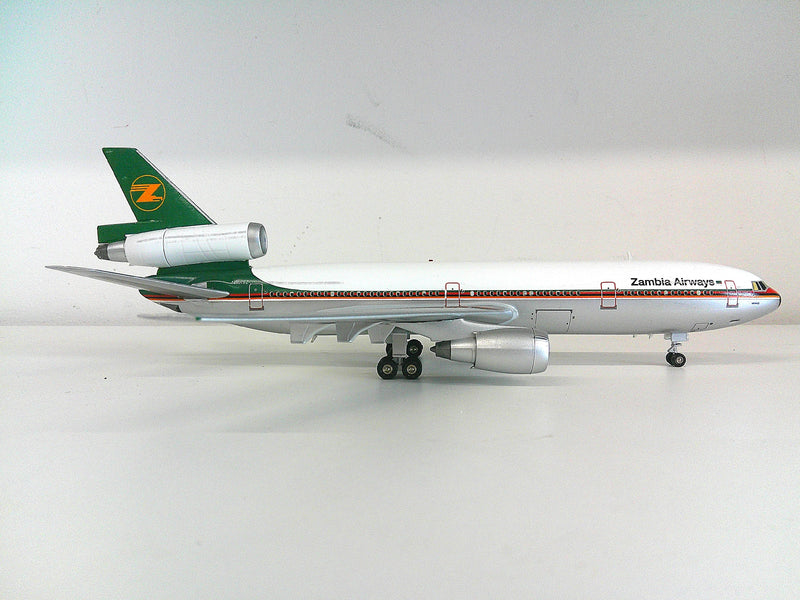 SM01 | Small World Models 1:200 | McDonnell Douglas DC-10-30 Zambia Airways N3016Z  **Pre Owned**