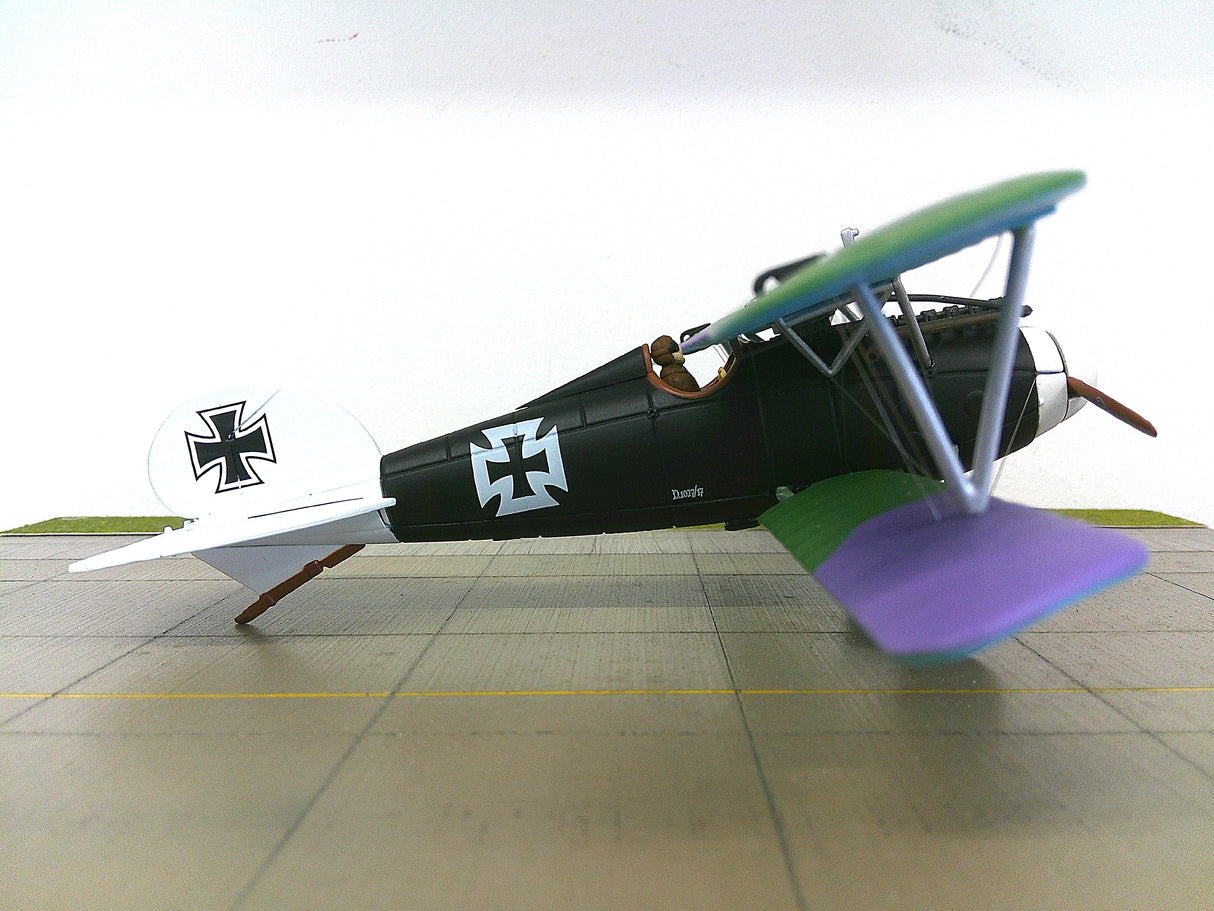 AA37807 | Corg Aviation Archive 1:48 | Albatros D.V Imperial German Air Service | Ltn Herman Goring  **Pre Owned**