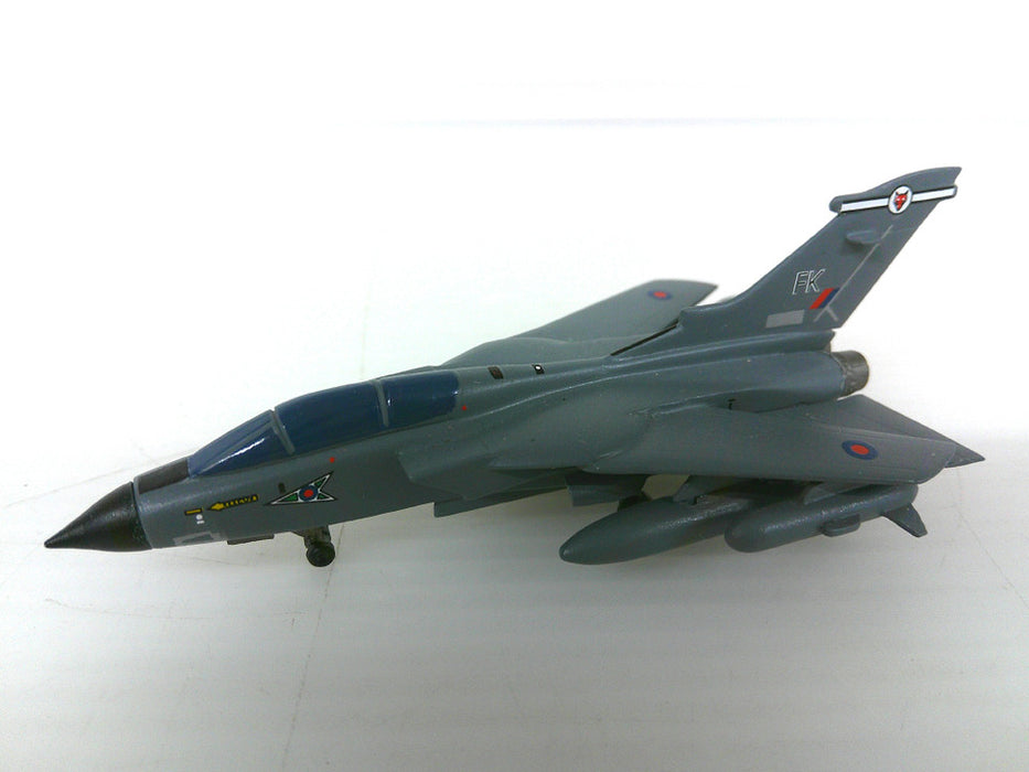 Eclipse02 | SkyFame Models 1:200 | Tornado GR.1 12Sqn RAF grey