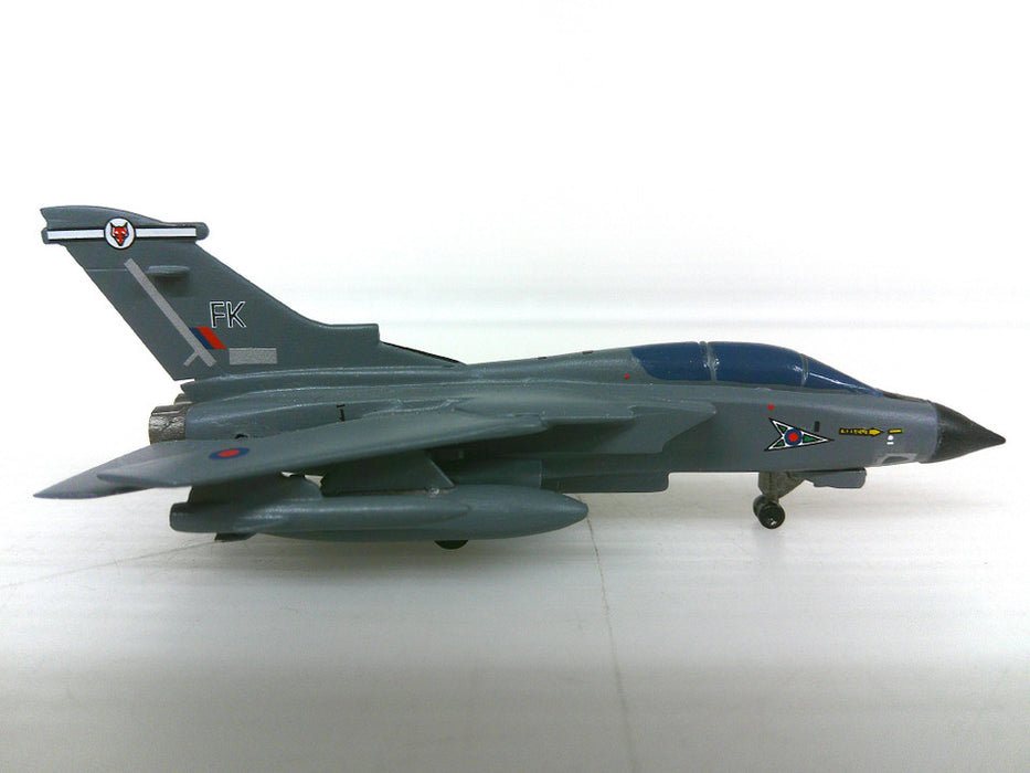 Eclipse02 | SkyFame Models 1:200 | Tornado GR.1 12Sqn RAF grey