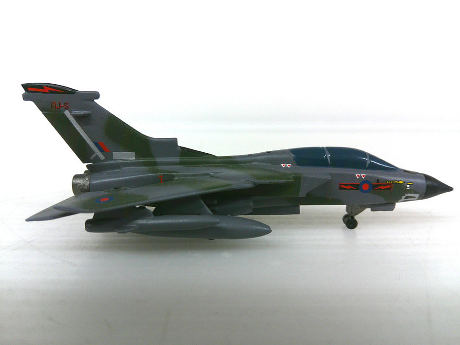 Eclipse01 | SkyFame Models 1:200 | Tornado GR.1 617Sqn RAF camouflage