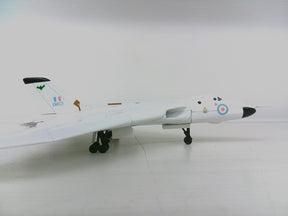 Skyline03 | Sky Classics 1:200 | Avro Vulcan RAF XM601 9 Squadron 'Anti Flash White'
