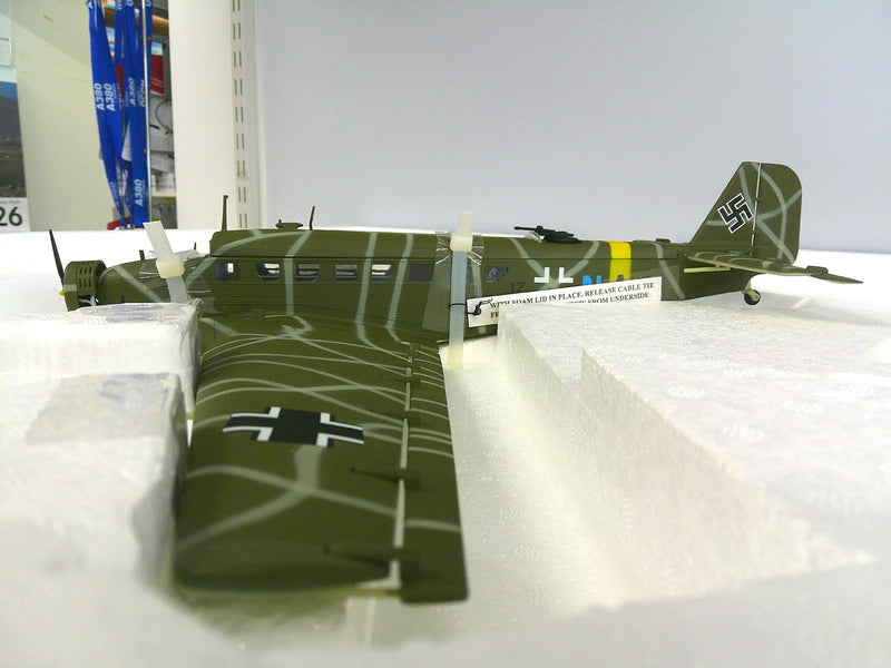 B11B638 | CDC Armour 1/148 Die - Cast | Junkers Ju-52/3M Luftwaffe