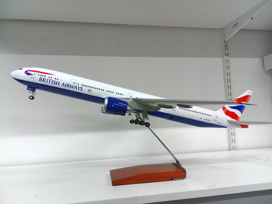 SKR9400 | Daron 1:100 Resin Model | Boeing 777-300 British Airways G-STBH
