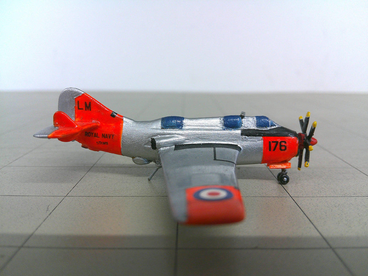 HM01 | Helmet Models 1/200 scale | Fairey Gannet T.5 Royal Navy WG175