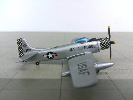 HM02 | Helmet Models 1/200 scale | Douglas A-1 Skyraider USAF 63102