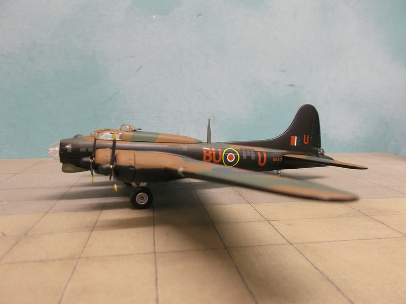 AA31101 | Corgi Military 1:144 | Boeing B-17G Fortress III BK117 :BU-U, RAF 214 Squadron Journey'