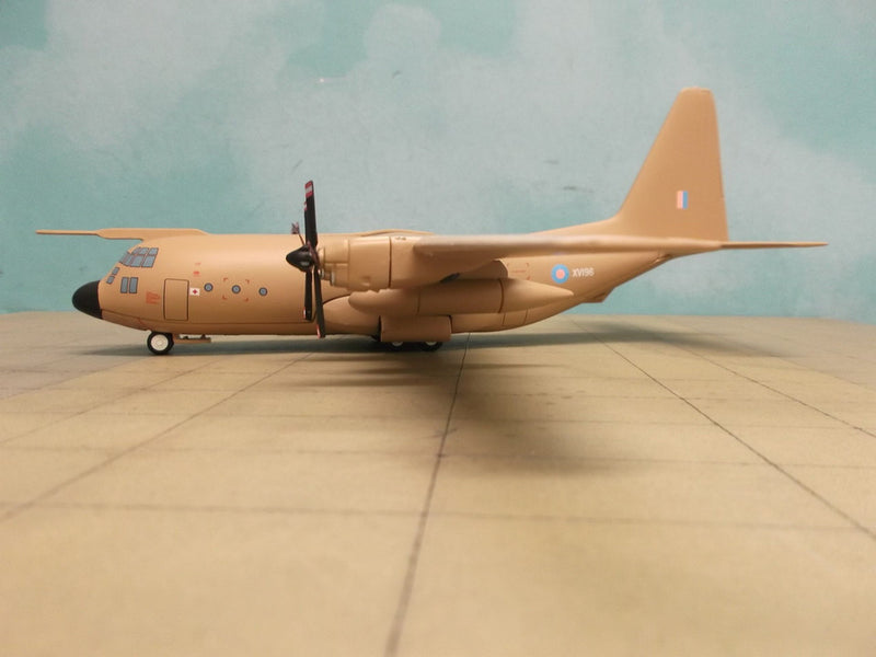 48405 | Corgi Military 1:144 | Hercules C130K RAF Desert Storm 'XV196'