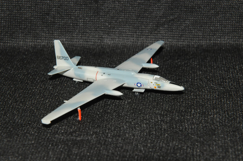 SF388 | SkyFame Models 1:200 | Lockheed U-2C, USAF 56-6700, 100th SRW, Pave Onyx Program, Weathersfield 1975