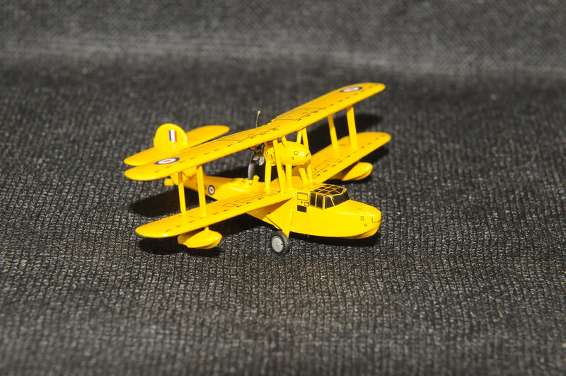 SF423 | SkyFame Models 1:200 | Supermarine Walrus Mk.II, HD874, Royal Australian National Antarctic Flight | is due - see description