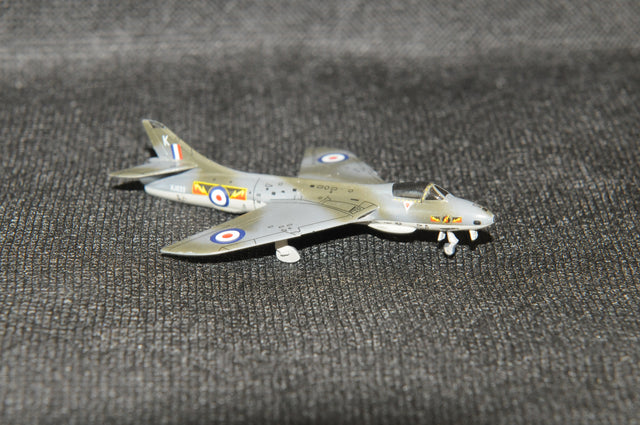 SF316 | Skyfame Models 1:200 | Hawker Hunter FR.10, 'K' XJ633, 4 Sqn, RAF Gutersloh 1969