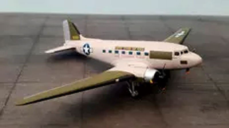 AA47101 | Corgi Military 1:144 | Douglas C-47 Skytrain USAF 315208, 'Fassberg Flyer'