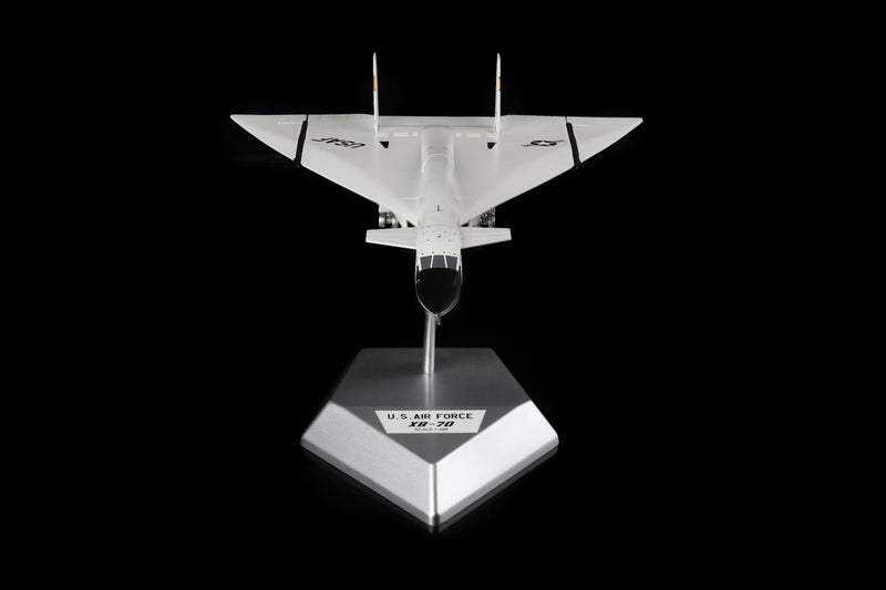 L2080 | SQ Wings 1:200 | U.S.AIR FORCE XB-70 20001 "NASA"