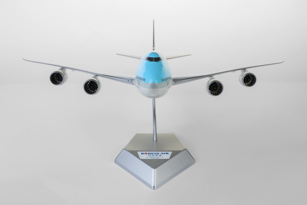 L2053FD | SQ Wings 1:200 | Boeing 747-8 Korean Air HL7633 Flaps Down | is due June 2025