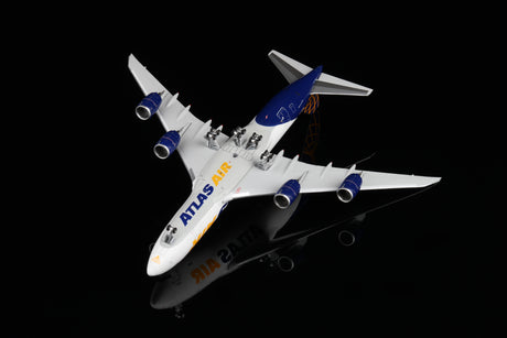 B632205C | HX Models 1:400 | Boeing B747-8F Atlas Air N860GT Interactive Version | is due July 2025