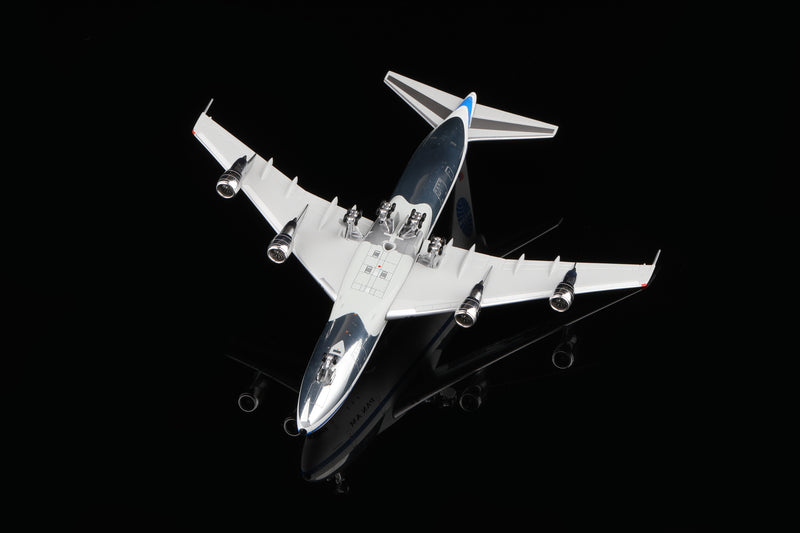 B551402P | HX Models 1:400 | Boeing 747-100 Pan Am Clipper Constitution N735PA Standard Version