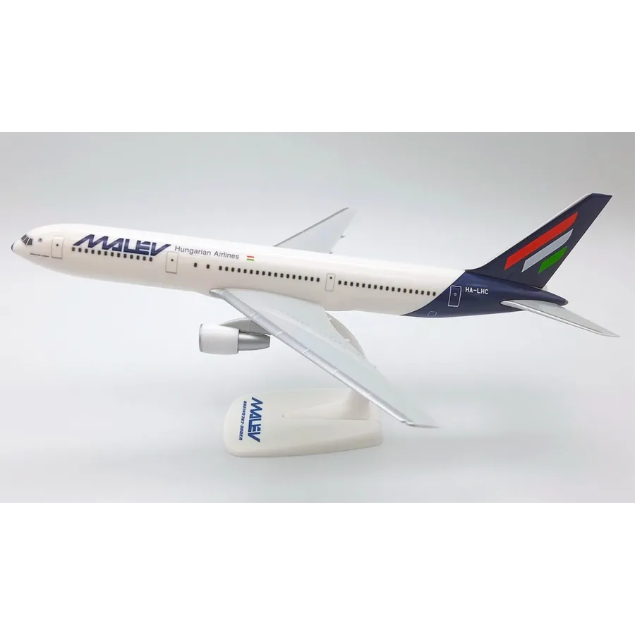 PP-223052 | PPC Models 1:200 | Boeing 767-300 Malev