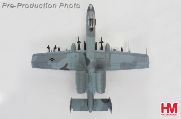 HA1340 | Hobby Master Military 1:72 | Fairchild Republic A-10A Thunderbolt II Warthog USAF, "Flipper" AF76-0530, 47th TFS, 1990 (w/12 x Mk.82, 2 x GBU-10, 6 x AGM-65, 2 x AIM-9)