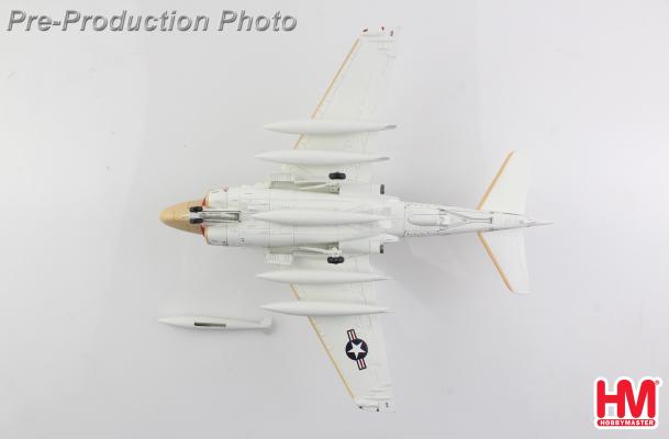 HC1002 | Hobby Master Military (1/72) | Grumman KA-6D Intruder 149951, VA-35 "Black Panthers", USS Nimitz, 1975