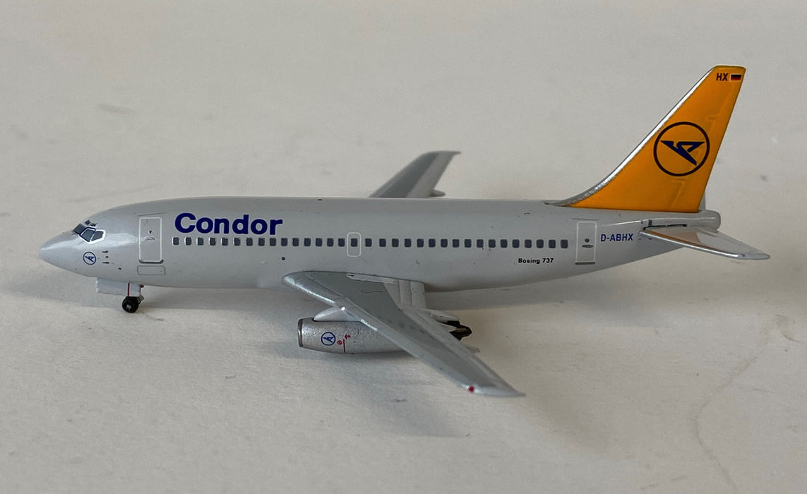 AC411043 | Aero Classics 1:400 | Boeing 737-230 Condor D-ABHX