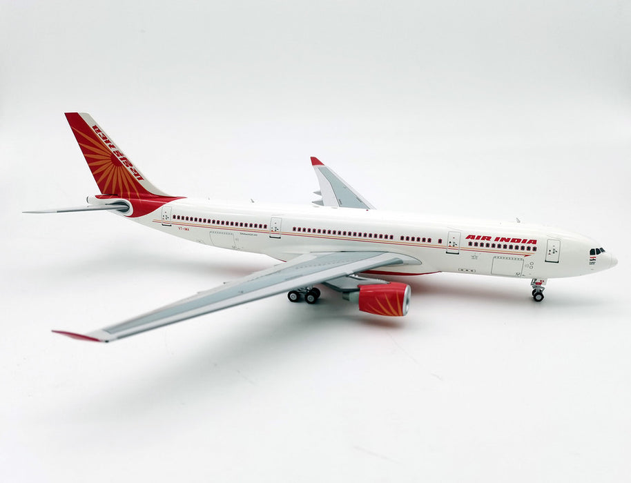 IF332AI1220 | InFlight200 1:200 | Air India Airbus A330-200 VT-IWA (with stand)