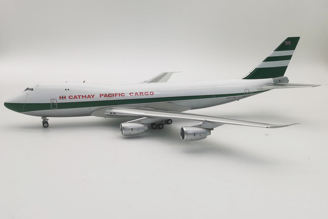 WB-747-2-030P | Blue Box 1:200 | Boeing  747-200F Cathay Pacific Cargo VR-HVY