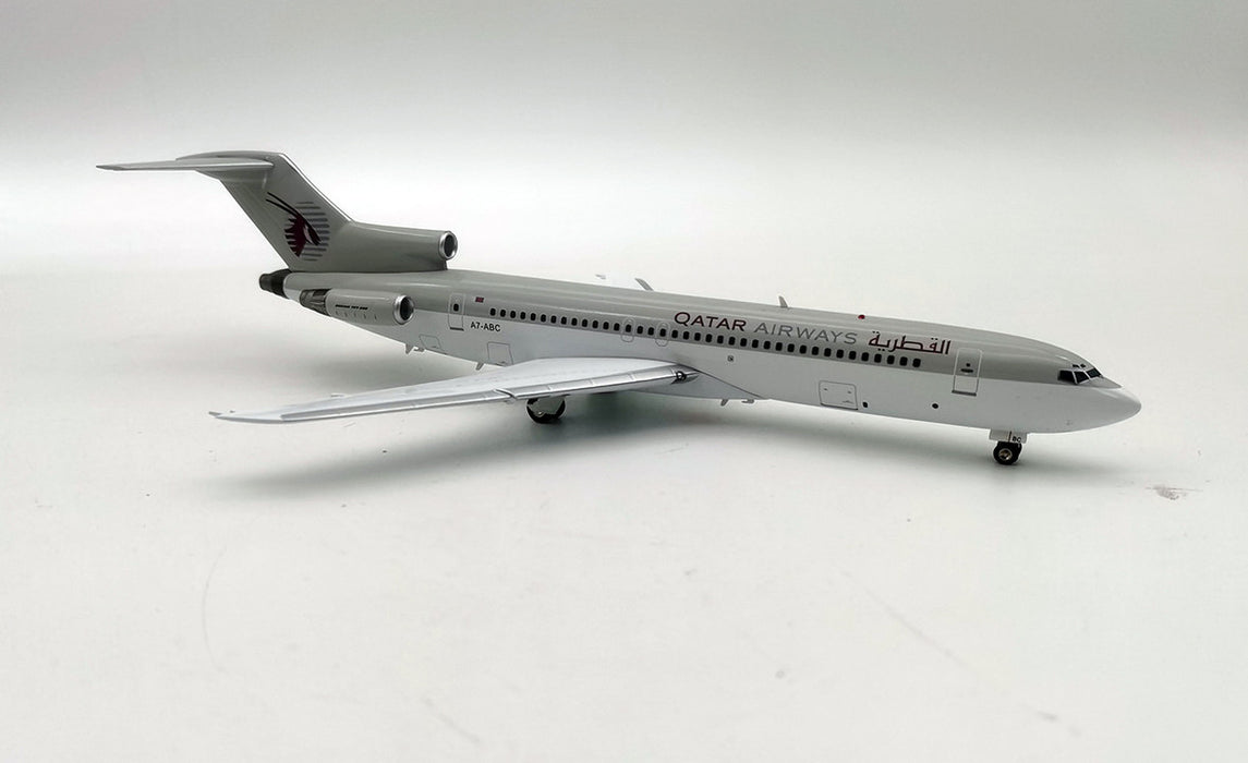 IF722QT1222 | InFlight200 1:200 | Boeing 727-2M7/Adv Qatar Airways A7-ABC (with stand)