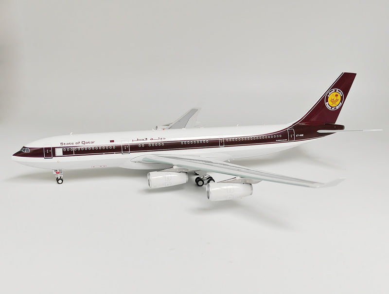 IF342QT0323 | InFlight200 1:200 | Airbus A340-211 Qatar Airways A7-HHK with stanD