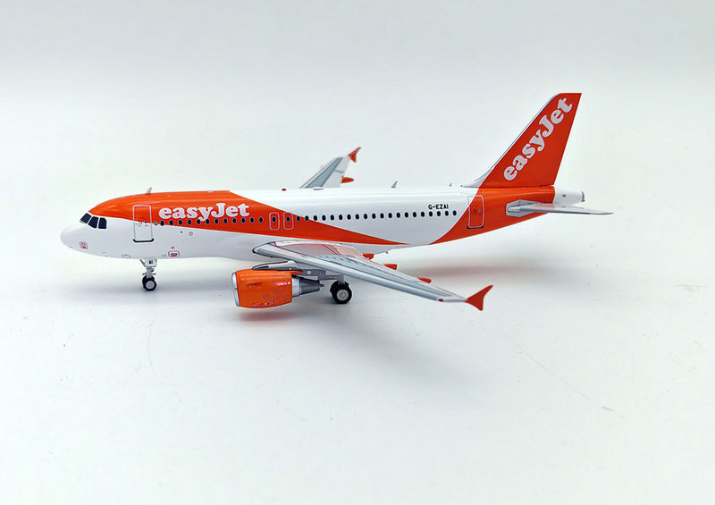 319-EZAI | Blue Box 1:200 | Airbus A319 easyJet G-EZAI (with stand) DUE SEPTEMBER 2025