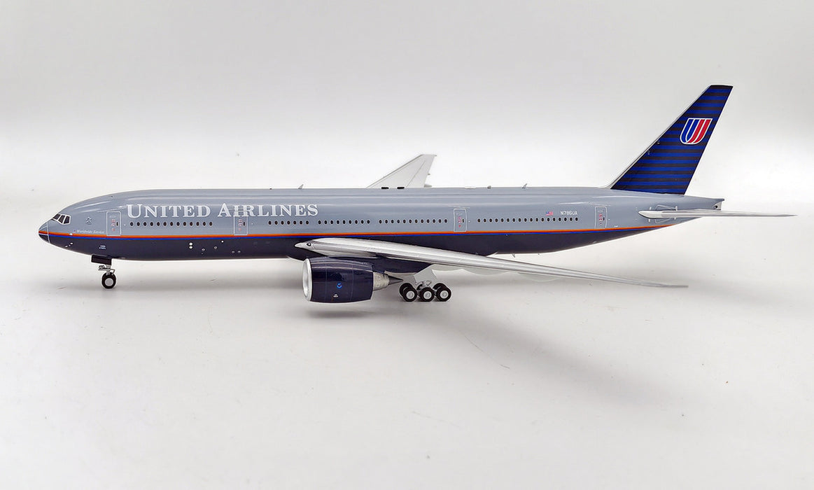 IF772UA1123 | InFlight200 1:200 | Boeing 777-200 United N786UA (with stand)