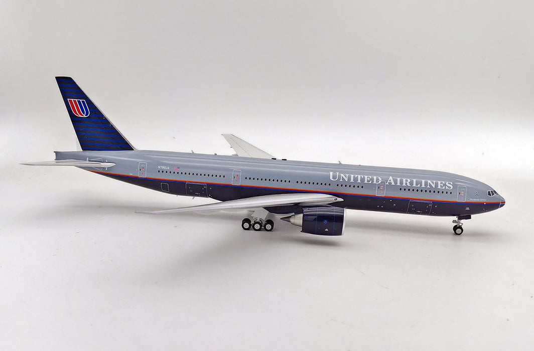 IF772UA1123 | InFlight200 1:200 | Boeing 777-200 United N786UA (with stand)