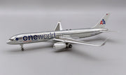 IF752AA0832P | InFlight200 1:200 | Boeing 757-200 American Airlines, 'oneworld' (polished, with stand)