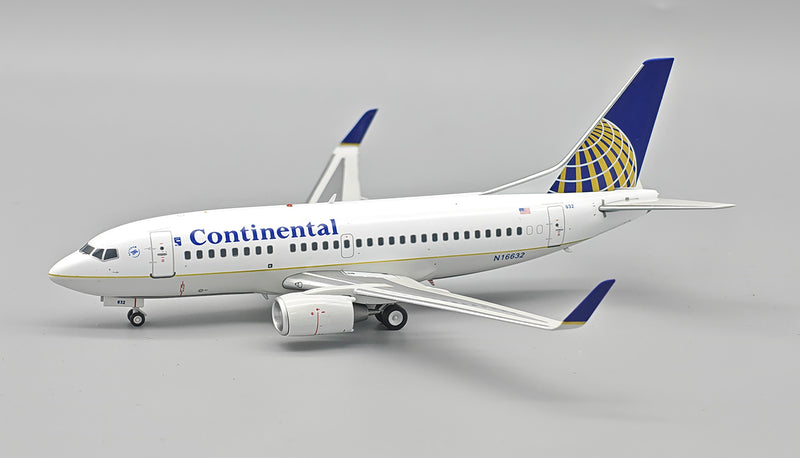 IF735CO0825 | InFlight200 | Boeing 737-524 Continental Airlines N16632 | is due December 2025